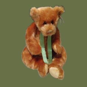 Ty Classic Retired Skootch the Bear with the multicolored nose